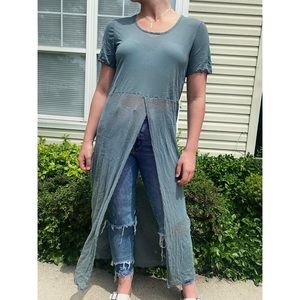 NWT Vigorella Crop Top with mesh skirt